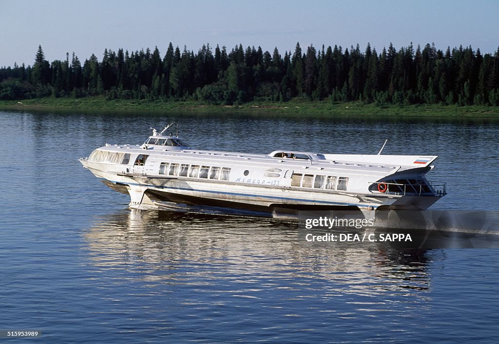 Hydrofoil on Yenisei river