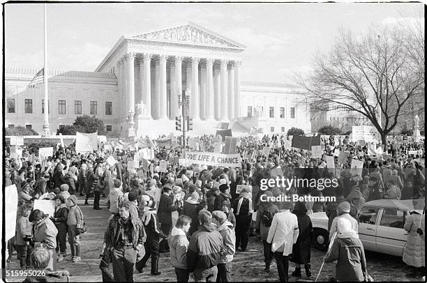 Washington, D.C.- Anti-abortionists demonstrate in front of the Supreme Court against the court's 1973 decision to legalize abortion. The 12th...