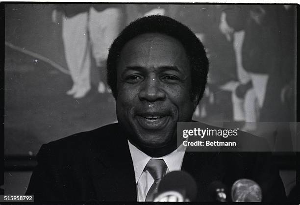 San Francisco, CA - The San Francisco Giants ended speculation about several candidates as to who their new manager might be by naming Frank Robinson...