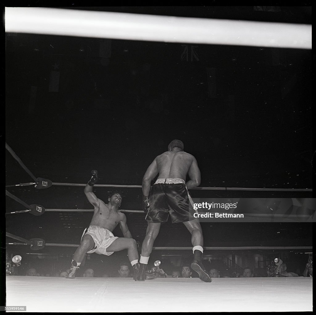 Willie Pastrano Falling On Ropes