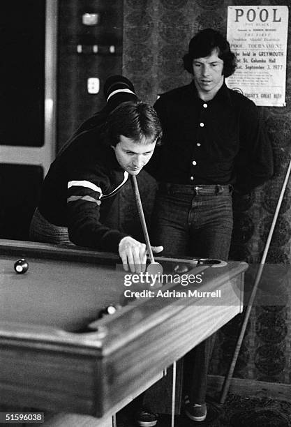 Nigel Rees Pool Elhan Photos and Premium High Res Pictures - Getty Images