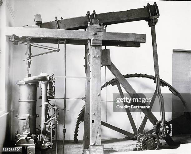 Steam Engine Science First Steam Engine Photos and Premium High Res Pictures - Getty Images