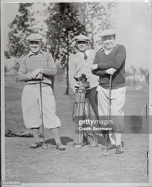 On recent visit to Seattle, coach of the Notre Dame University, partook in round of golf at the Broadmore course, with Enoch Bashay, head football...