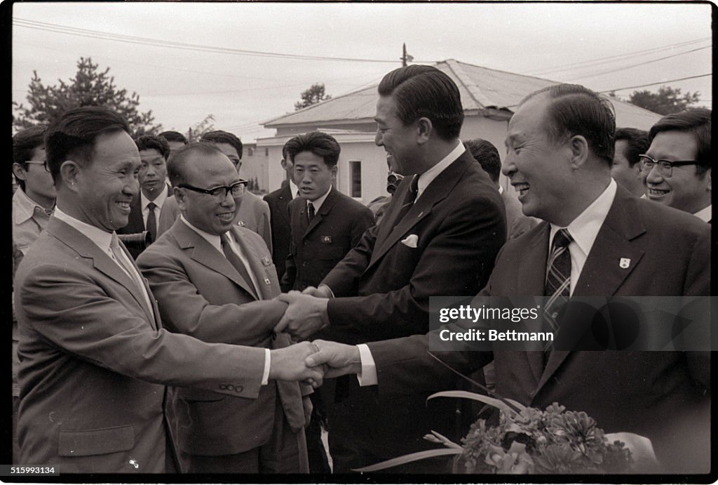 Korean Politicians Shaking Hands