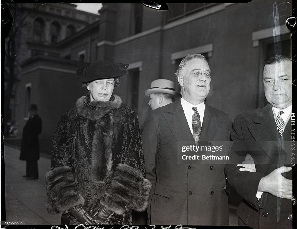 Eleanor &Fd Roosevelt Standing By Church