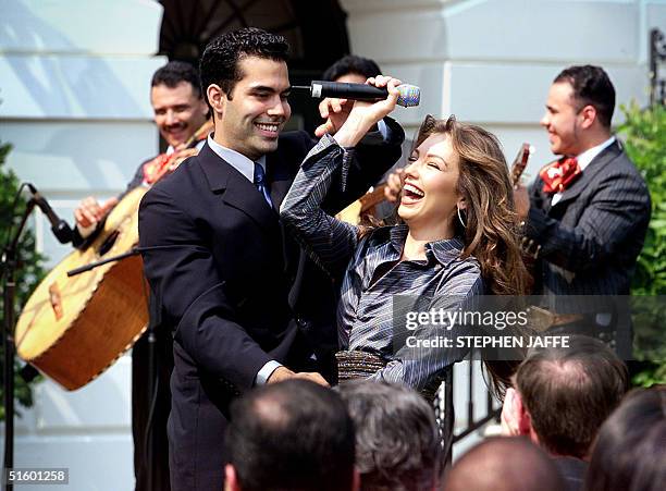 Paris George W. Bush Rapper 730 P W Singer Stock Photos, High-Res Pictures, and Images - Getty Images