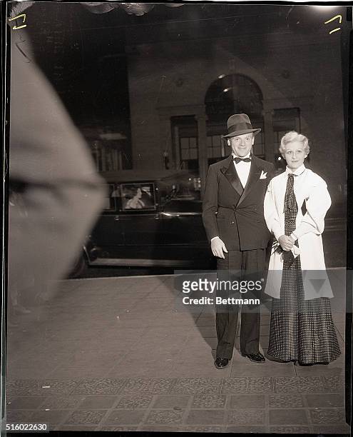 Los Angeles, CA- Jimmy Cagney, popular movie star, and his wife Frances arrive at the Belasco Theatre in Los Angeles for the premier of "Music in the...
