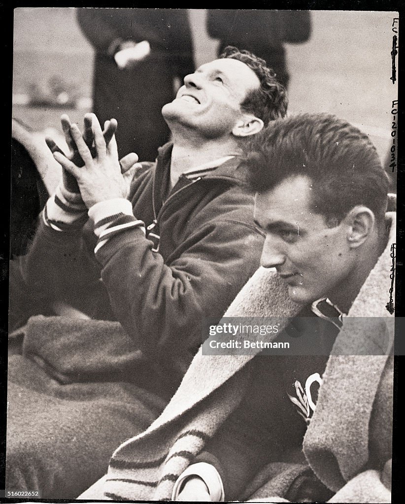 Bob Richards in Praying Pose