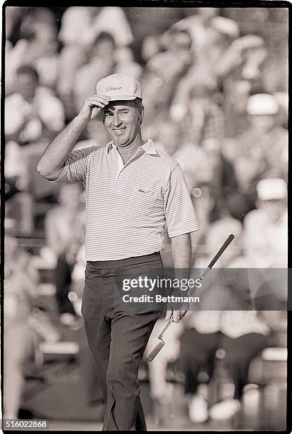 Los Angeles, CA- Gibby Gilbert tips his hat to the crowd after sinking a birdie on the 18th hole to take the lead in the second round of the $300,000...