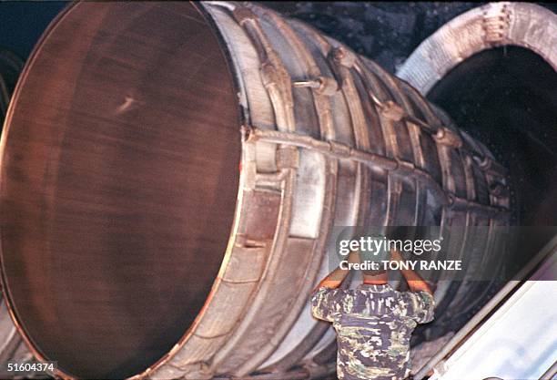 147 Space Shuttle Main Engines Stock Photos, High-Res Pictures, and ...