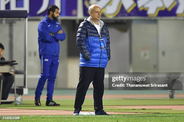 Alexandre Gama head coach of Buriram United looks on during the AFC Champions League match between Sanfrecce Hiroshima and Buriram United on March...