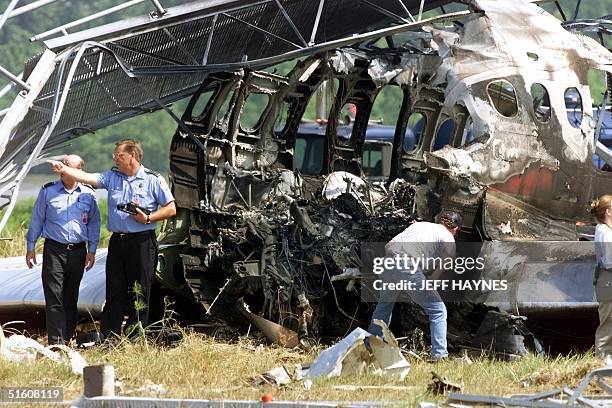 12 American Airlines Flight 1420 Stock Photos, High-Res Pictures, and ...