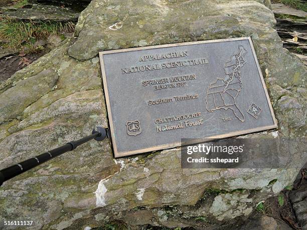 sign with map of appalachian trail - appalachian trail stock pictures, royalty-free photos & images