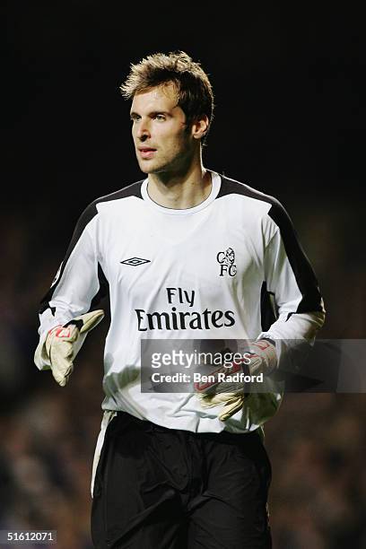 Petr Cech of Chelsea in action during the UEFA Champions League Group H match between Chelsea and CSKA Moscow at Stamford Bridge on October 20, 2004...