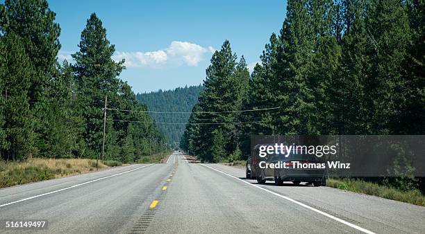 highway patrol at a traffic stop - highway patrol stock-fotos und bilder