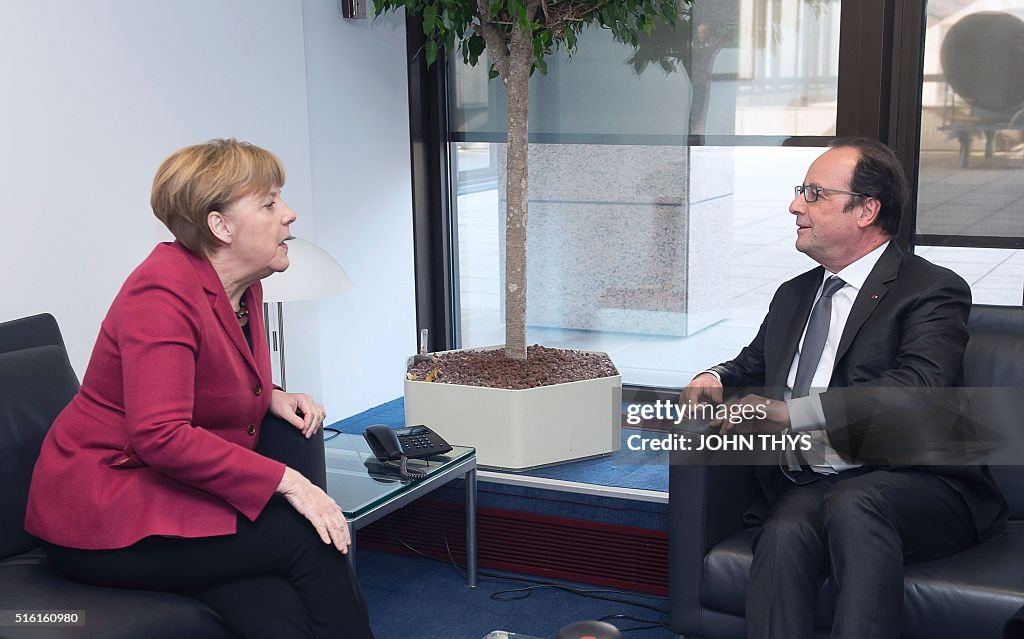 BELGIUM-EU-SUMMIT-MERKEL-HOLLANDE