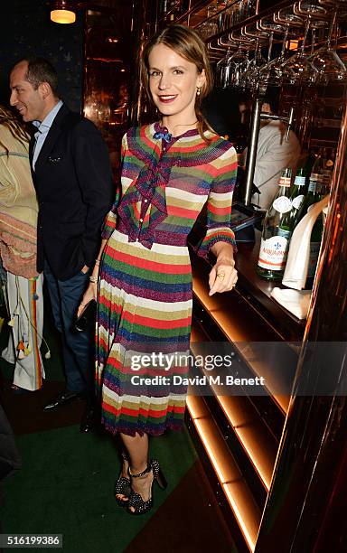 Alexia Niedzielski attends a dinner hosted by Roger Vivier to celebrate the Prismick Denim collection by Camille Seydoux at Casa Cruz on March 17,...