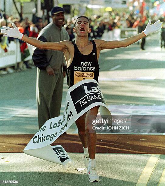 Khalid Khannouchi of Morocco wins the Chicago Marathon 24 October 1999 setting a new marathon world record with a time of 2:05:42. Nearly 29,000...