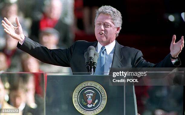 President Bill Clinton delivers his inaugural address after being sworn in 20 January, 1993 as the 42nd president of the United States by Supreme...