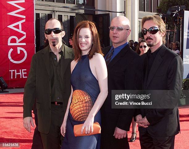 Garbage Singer Shirley Manson 1999 Photos and Premium High Res Pictures - Getty Images