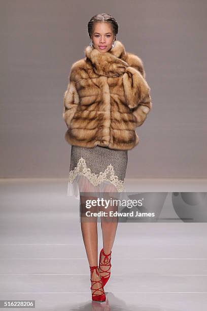 Model walks the runway during the Farley Chatto fashion show at David Pecaut Square on March 17, 2016 in Toronto, Canada.