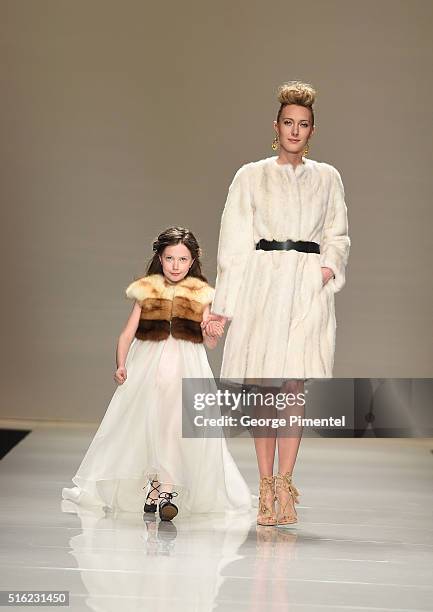Models walk the runway wearing Farley Chatto 2016 collection during Toronto Fashion Week Fall 2016 at David Pecaut Square on March 17, 2016 in...