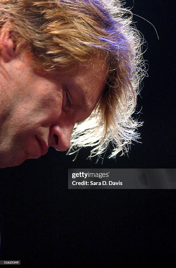 Jon Bon Jovi Campaigns With John Edwards