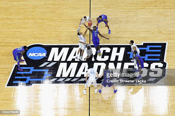 General view of the the tip-off between the Florida Gulf Coast Eagles and the North Carolina Tar Heels during the first round of the NCAA Men's...