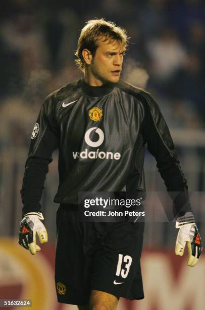 Roy Carroll of Manchester United in action during the UEFA Champions League match between Sparta Prague and Manchester United at Toyota Arena on...