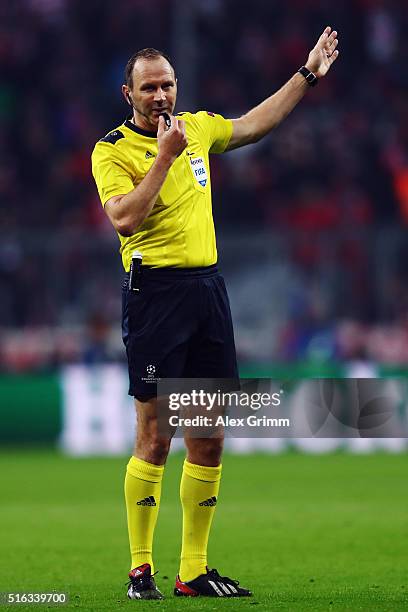 Referee Jonas Eriksson reacts during the UEFA Champions League Round of 16 Second Leg match between FC Bayern Muenchen and Juventus at Allianz Arena...