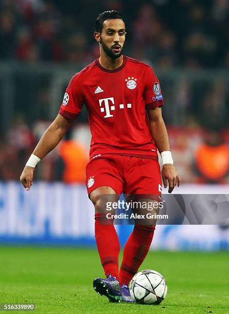 Mehdi Benatia of Muenchen controles the ball during the UEFA Champions League Round of 16 Second Leg match between FC Bayern Muenchen and Juventus at...