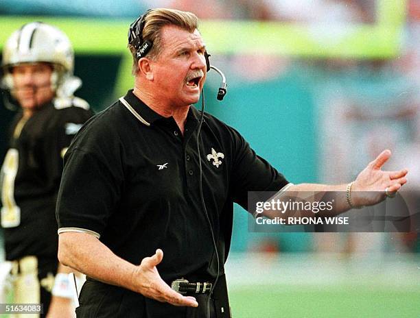 New Orleans Saints head coach Mike Ditka argues a call with a referee during first quarter action of the Saints game against the Miami Dolphins 29...