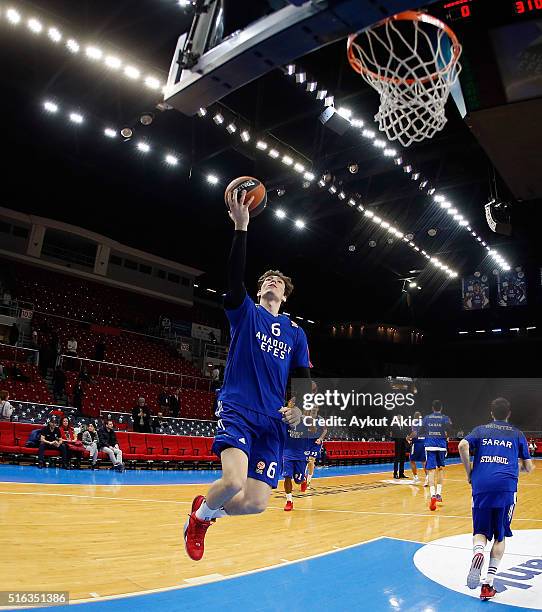 Cedi Osman, #6 of Anadolu Efes Istanbul warms-up prior to the 2015-2016 Turkish Airlines Euroleague Basketball Top 16 Round 11 game between Anadolu...