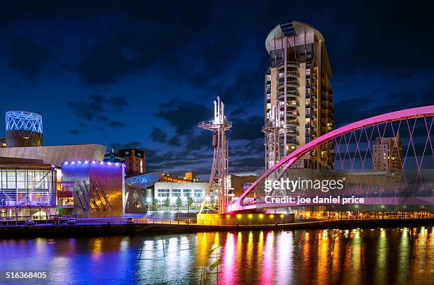 lift bridge - manchester england stock pictures, royalty-free photos & images
