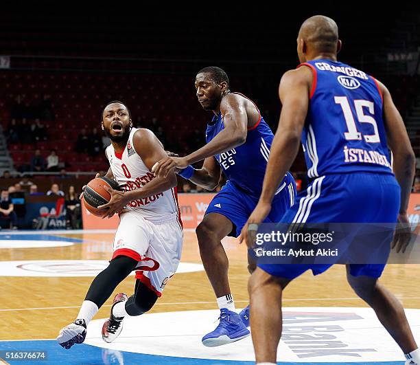 Jacob Pullen, #0 of Cedevita Zagreb in action during the 2015-2016 Turkish Airlines Euroleague Basketball Top 16 Round 11 game between Anadolu Efes...