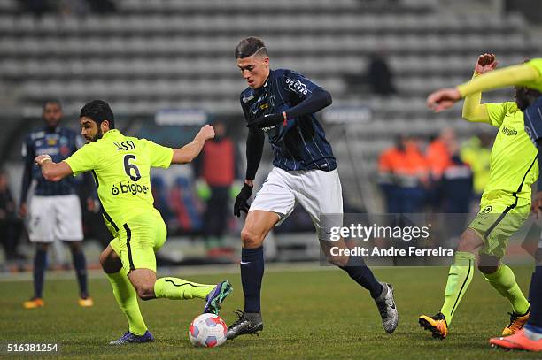 Mehdi Jean Tahrat of Paris FC scores a goal during the French Ligue 2 match between Paris FC v Metz at Stade Charlety on March 18, 2016 in Paris,...