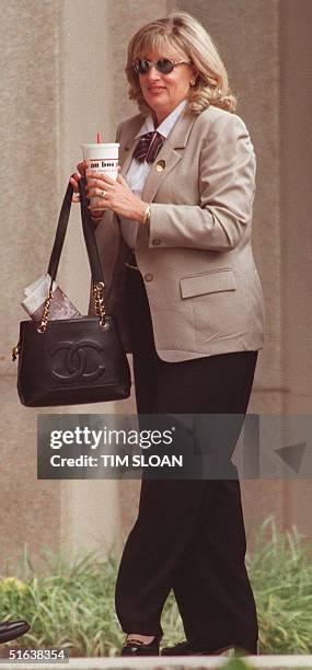 Linda Tripp arrives at the Federal Courthouse 09 July in Washington, DC. Tripp is continuing her testimony to the grand jury investigating US...