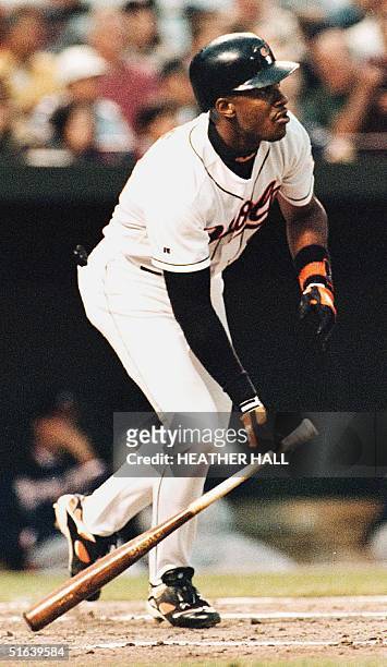 Baltimore Orioles Eric Davis hits a solo homerun in the first inning off Atlanta Braves pitcher Denny Neagle as the Orioles beat the Atlanta Braves...