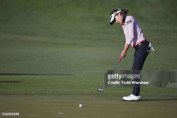 Ilhee Lee of South Korea putts on the first hole during the second round of the LPGA JTBC Founders Cup at Wildfire Golf Club on March 18, 2016 in...