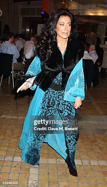 Nancy Dell'Olio attends a charity sports quiz at the Royal Exchange on November 1, 2004 in London. The evening, which included a dinner, was to help...
