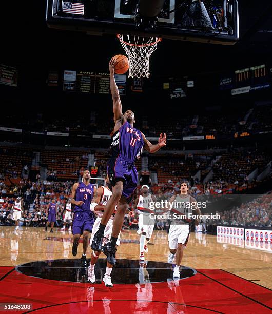2005 Toronto Raptors 97 Raptor Photos and Premium High Res Pictures - Getty Images