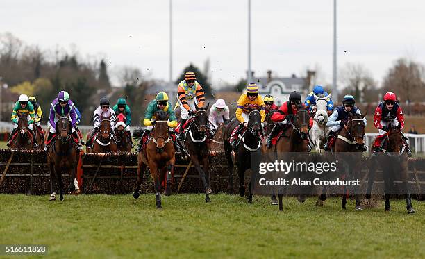 Nico de Boinville riding Might Bite on their way to winning The racinguk.com/hd Kempton Park Silver Plate at Kempton Park racecourse on March 19,...