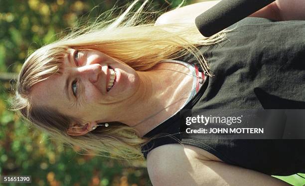 The 1997 winner of the Nobel Peace Prize, Jody Williams of the US, coordinator of the International Campaign To Ban Landmines, speaks to reporters at...