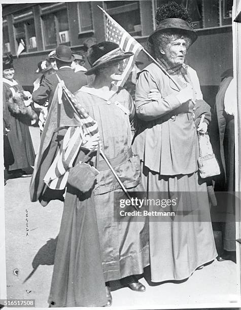 Women's Hughes campaign train will tour country...Photo shows a rehearsal at the Grand Central Station, New York, on the Twentieth Century Limited of...