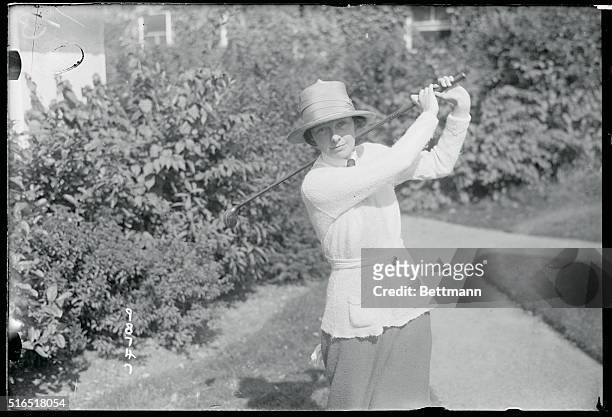 Miss Mildred Caverly of Philadelphia Cricket Club, contender for the Women's National Golf Championship in Shawnee-on-Delaware, Pennsylvania.