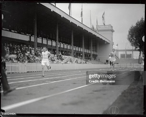 August Desch, U.S. Winning first heat 400 meters hurdles at Antwerp Olympic Games