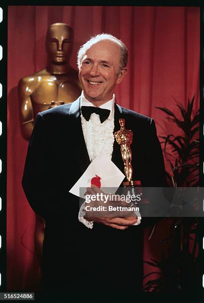 Los Angeles: Actor Jack Albertson holds Oscar he won for Best Supporting Actor in The Subject Was Roses, at the 41st Annual Academy Awards ceremony...