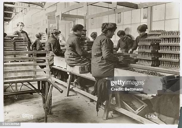 Women working in World War I United States factory.