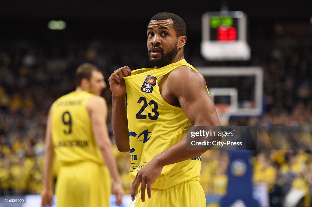 Alba Berlin gegen EWE Baskets Oldenburg - Beko BBL