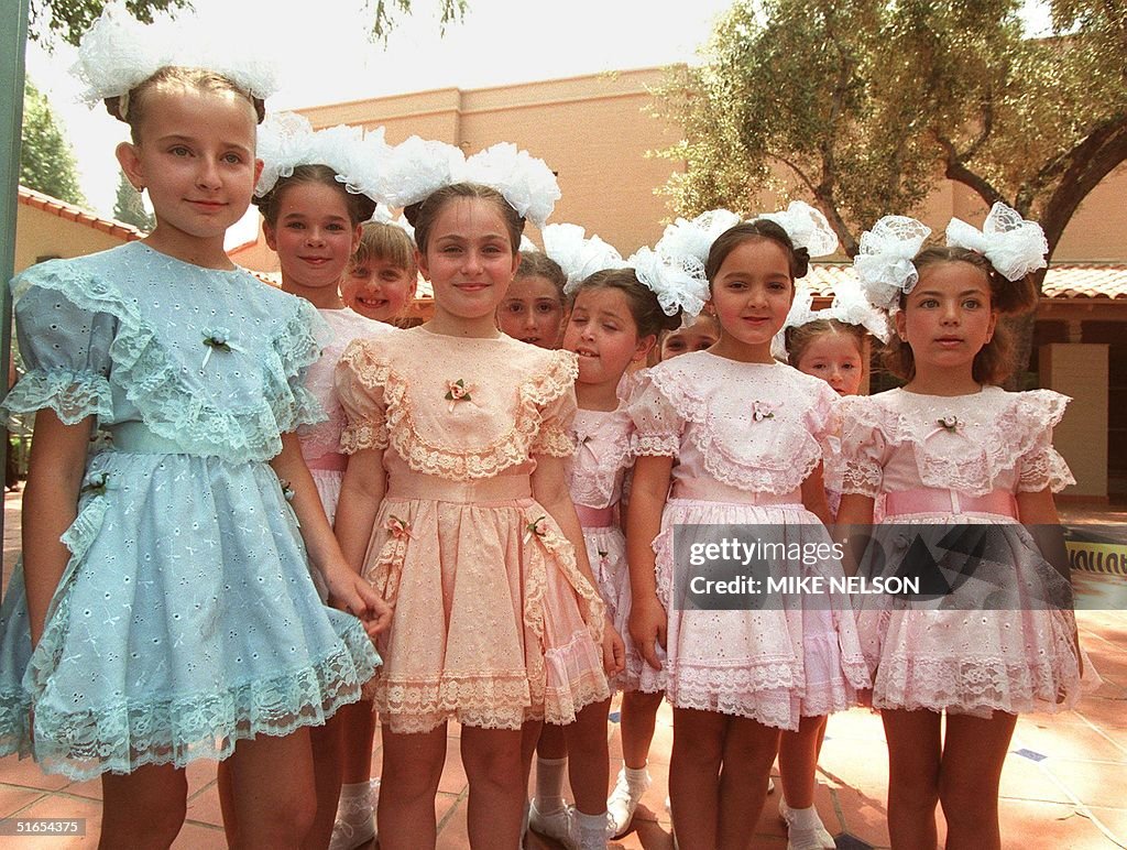 Little Sears High Roding Russian-American girls from the Little Stars dance company wait... News ...
